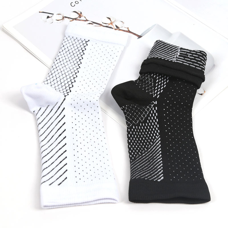 جوارب ضغط للدعم المفصلي للكاحل - مراجعة Ankle Brace Sock وسعره