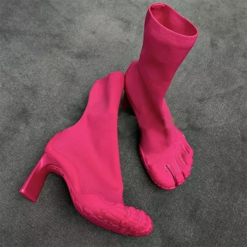 خمسة أصابع تو رواية الموضة الن - مراجعة Toe Sock Split وسعره