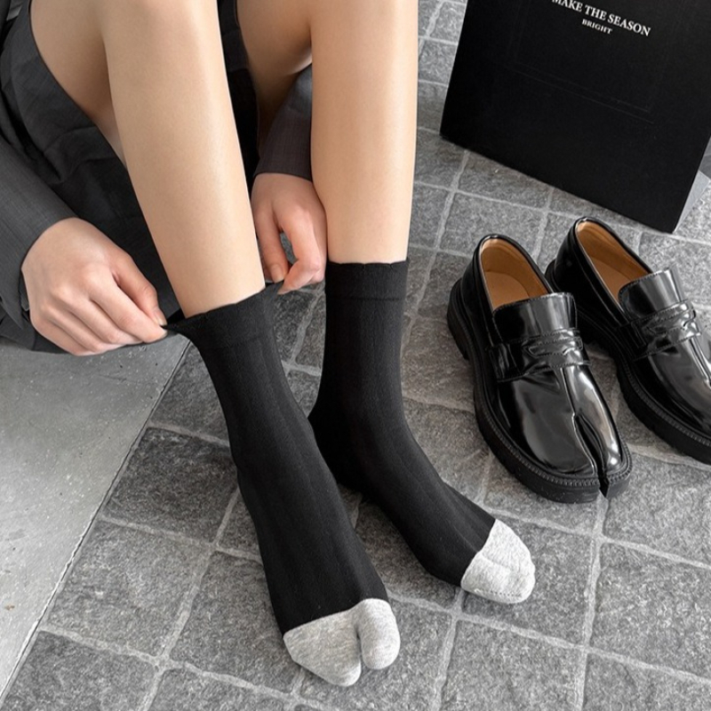جوارب تابي يابانية قطنية للنسا - مراجعة Toe Sock Split وسعره
